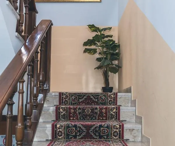 Venice 2* מסטרה