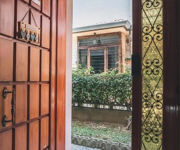 Venice בית הארחה 2*