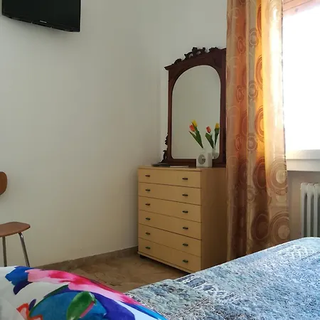 Venice בית הארחה